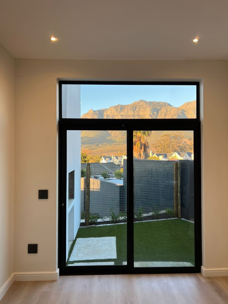 To Let 1 Bedroom Property for Rent in Jamestown Western Cape